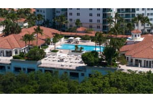 19900 E Country Club Dr APT 116, Aventura, FL 33180, - MLS#A12013571