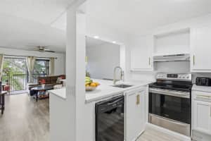 5501 Lakeside Dr APT 204, Margate, FL 33063, - MLS#A12013582