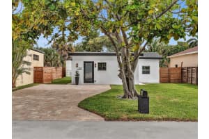 107 Central Ave, Delray Beach, FL 33483, - MLS#A12013585