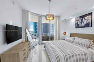 851 NE 1st Ave #1603, Miami, FL 33130, - MLS#A12013587