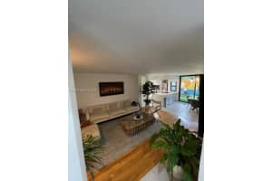 3026 Day Ave #3026, Miami, FL 33133, - MLS#A12013591