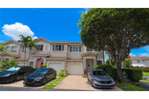 5662 Nw 112th Ct ., Doral