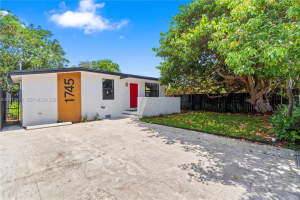 1745 Nw 151st St, Miami Gardens
