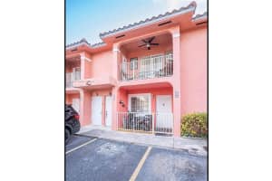 5820 W 18th Ln APT 202, Hialeah, FL 33012, - MLS#A12013677