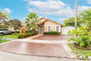 7411 W 33rd Ave, Hialeah, FL 33018, - MLS#A12013704