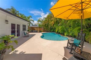 6651 Sw 148th Court, Miami