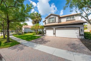4207 W Whitewater Ave, Weston, FL 33332, - MLS#A12013738