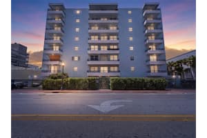 720 Collins Ave APT 204, Miami Beach, FL 33139, - MLS#A12013751