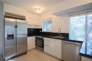 3239 W Trade Ave APT 9, Miami, FL 33133, - MLS#A12013771