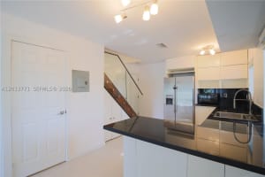 3239 W Trade Ave APT 9, Miami, FL 33133, - MLS#A12013771