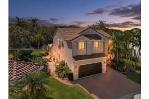 103 Cameron Ct, Weston
