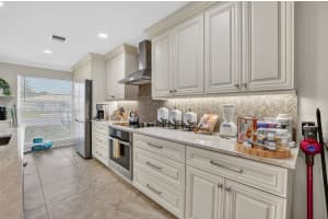 8749 Belle Aire Dr, Boca Raton, FL 33433, - MLS#A12013795