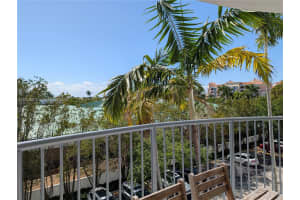 Cape Florida Club Phase 2, 210 Seaview Dr APT 405, Key Biscayne, FL 33149, - MLS#A12013801