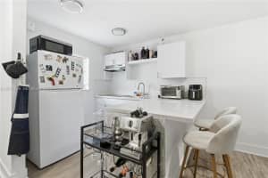 716 Michigan Ave APT 303, Miami Beach, FL 33139, - MLS#A12013829