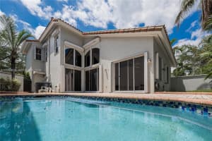1455 Breakwater Terrace, Hollywood, FL 33019, - MLS#A12013830
