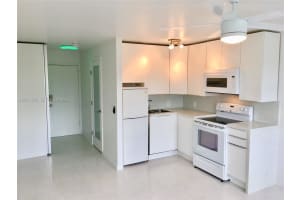 6484 Indian Creek Dr 205, Miami Beach