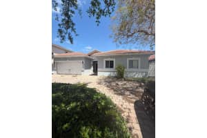 16479 SW 53rd St, Miami, FL 33185, - MLS#A12013857