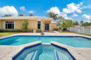 2456 Bay Isle Ct, Weston, FL 33327, - MLS#A12013869