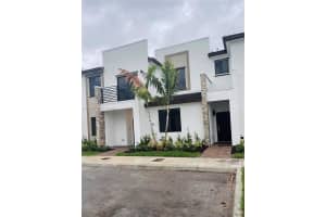 929 NE 211th St, North Miami Beach, FL 33179, - MLS#A12013873