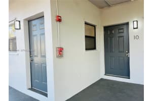 MLS# A12013884, North Miami, Florida 33161
