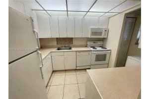 Building 15, 8051 S Colony Cir APT 205, Tamarac, FL 33321, - MLS#A12013899