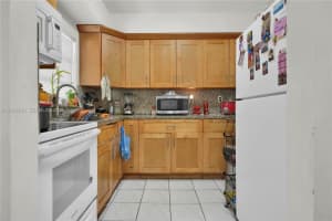 201 NW 25th Ave, Miami, FL 33125, - MLS#A12013915