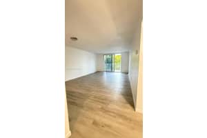 6940 Miami Gardens Dr 1 320, Hialeah, FL 33015, - MLS#A12013921