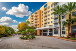 2775 NE 187th St APT 609, Aventura, FL 33180, - MLS#A12013924