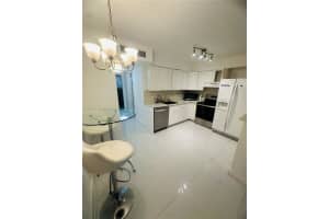 1120 102nd St APT 4, Bay Harbor Islands, FL 33154, - MLS#A12014011