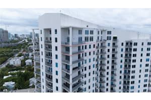 10 SW South River Dr, Miami, FL 33130, - MLS#A12014018