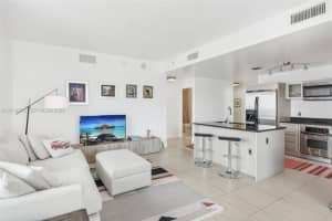 1900 N Bayshore Dr 1511, Miami