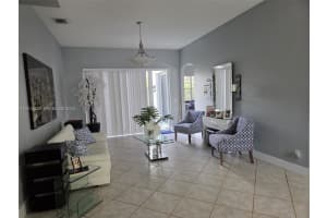 1101 Nw 180th Ave, Pembroke Pines