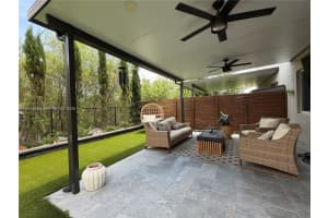 1921 Se 8th Pl, Homestead