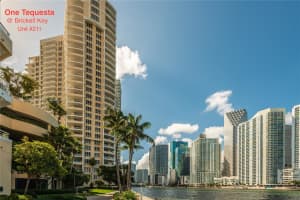 888 Brickell Key Dr 211, Miami