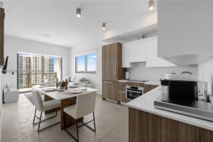 239 SW 9th St Apartment 1502, Miami, FL 33130, - MLS#A12014115