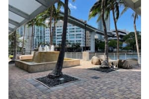 31 SE 5th St APT 303, Miami, FL 33131, - MLS#A12014121