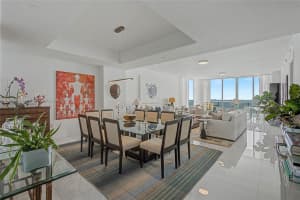 2627 S Bayshore Dr 2601, Miami