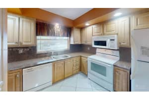 9541 Sunrise Lakes Blvd 204, Sunrise