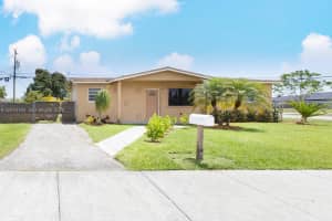 22345 Sw 118th Ct, Miami