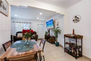 1059 NW 77th St, Miami, FL 33150, - MLS#A12014225