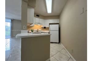 212 Lake Pointe Dr 209, Oakland Park