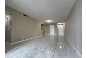 212 Lake Pointe Dr APT 209, Oakland Park, FL 33309, - MLS#A12014254
