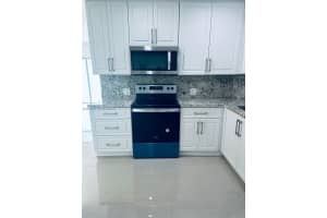 4200 Hillcrest Dr APT 503, Hollywood, FL 33021, - MLS#A12014286