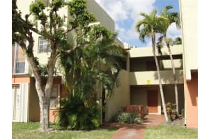 9390 W Flagler St 210a, Miami