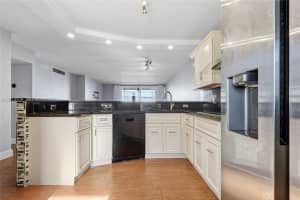 1770 NE 191st St Apt 411-1, Miami, FL 33179, - MLS#A12014326