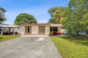 1379 NE 177th St, North Miami Beach, FL 33162, - MLS#A12014352