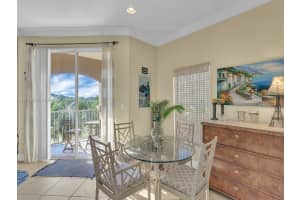 5035 Fairways Cir #305, Vero Beach, FL 32967, - MLS#A12014392