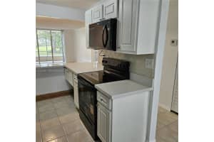 3070 NW 48th Terrace APT 104, Lauderdale Lakes, FL 33313, - MLS#A12014397