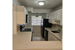 3070 NW 48th Terrace APT 104, Lauderdale Lakes, FL 33313, - MLS#A12014397