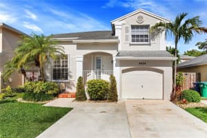 9904 Sw 117th Pl, Miami